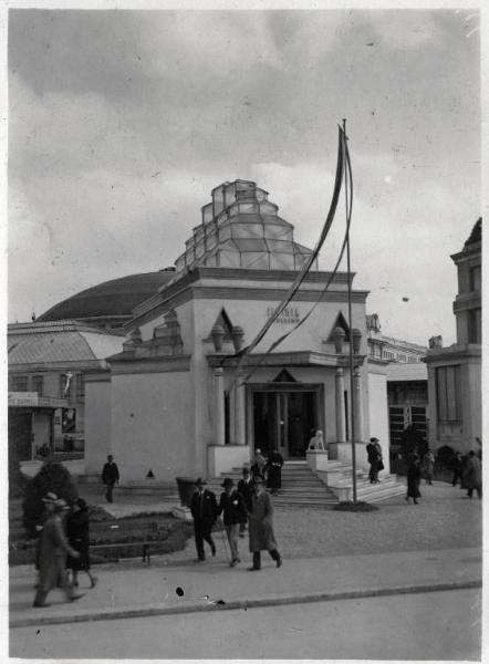 Fiera di Milano - Campionaria 1929 - Padiglione dell'Irpinia - Esterno