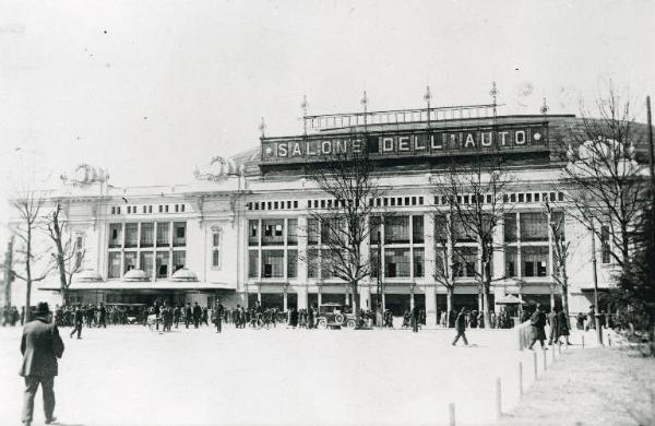 Fiera di Milano - Campionaria 1928 - Palazzo dello sport, sede del Salone dell'automobile - Esterno