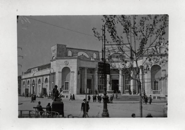 Fiera di Milano - Campionaria 1929 - Padiglione delle applicazioni elettriche - Esterno