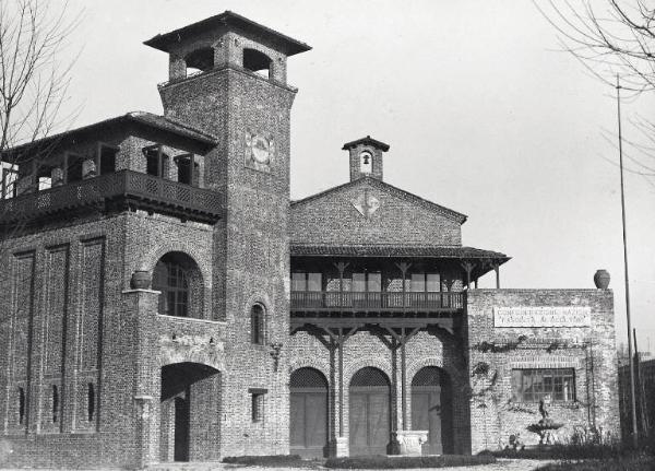 Fiera di Milano - Padiglione dell'agricoltura - Esterno