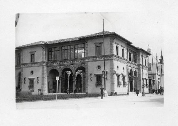 Fiera di Milano - Padiglione della Montecatini - Esterno