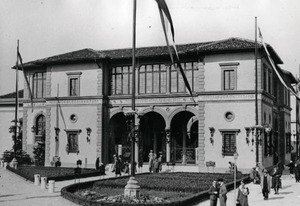 Fiera di Milano - Campionaria 1929 - Padiglione della Montecatini - Esterno