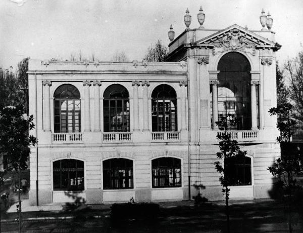 Fiera di Milano - Palazzo degli uffici (prima palazzo degli orafi) - Esterno