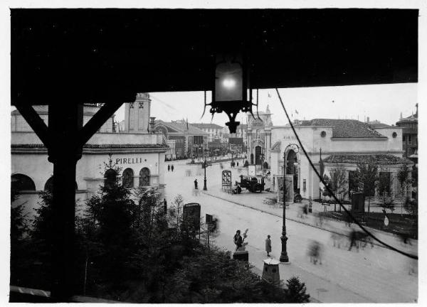 Fiera di Milano - Campionaria 1929 - Viale dell'agricoltura e viale delle nazioni