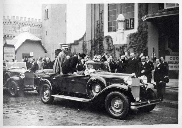 Fiera di Milano - Campionaria 1930 - Visita del Re Vittorio Emanuele III