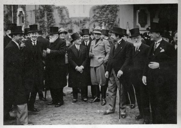 Fiera di Milano - Campionaria 1930 - Visita del Re Vittorio Emanuele III