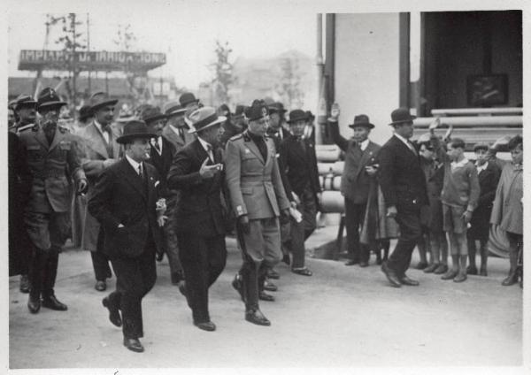 Fiera di Milano - Campionaria 1930 - Visita di Augusto Turati, segretario del Partito nazionale fascista