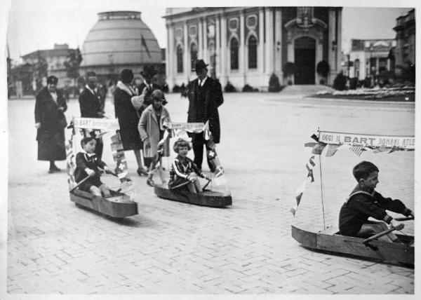 Fiera di Milano - Campionaria 1930 - Pubblicità mobile del Bart