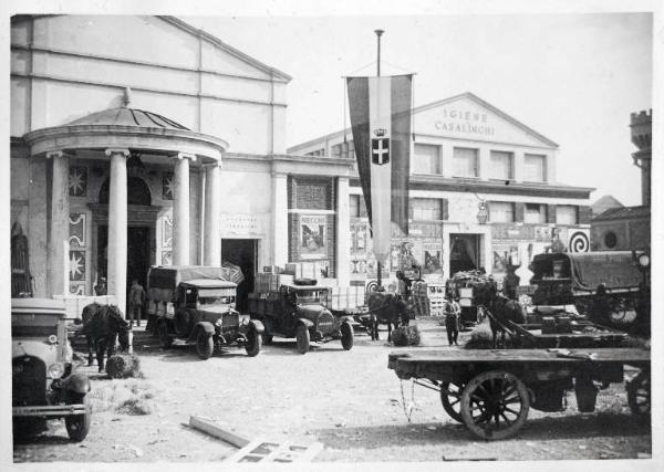 Fiera di Milano - Campionaria 1930 - Trasporto di merci