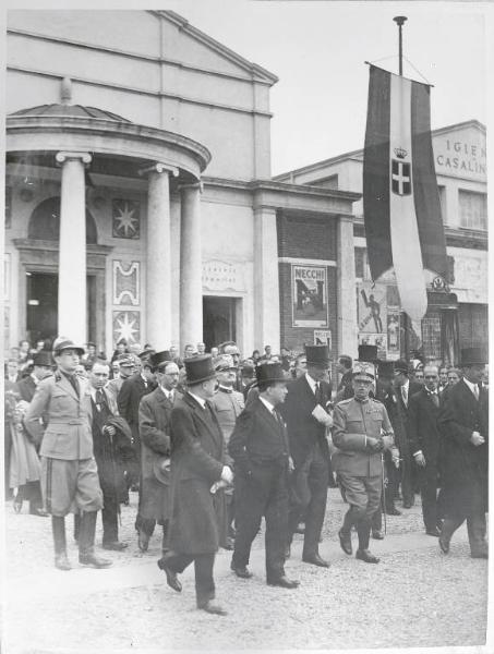 Fiera di Milano - Campionaria 1930 - Visita del Re Vittorio Emanuele III