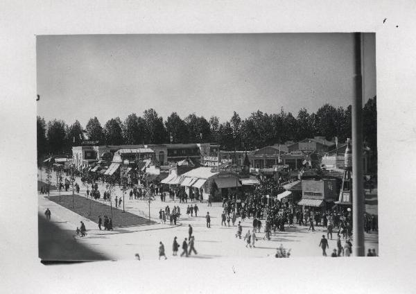 Fiera di Milano - Campionaria 1928 - Viale dell'agricoltura