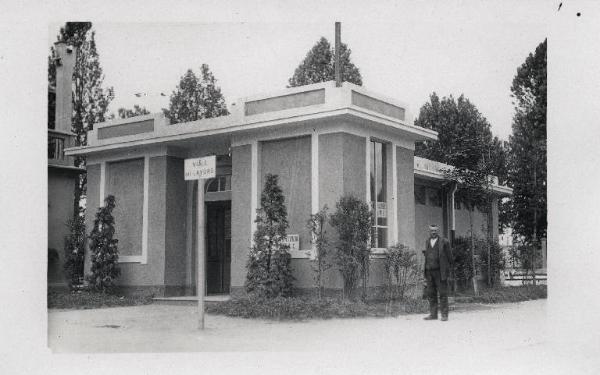 Fiera di Milano - Campionaria 1928 - Edificio servizi e parrucchiere - Esterno