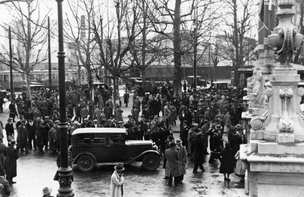 Fiera di Milano - Campionaria 1932 - Entrata di porta Domodossola - Visitatori