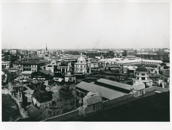 Fiera di Milano - Campionaria 1932 - Area tra viale dell'industria e viale delle nazioni - Veduta panoramica dall'alto