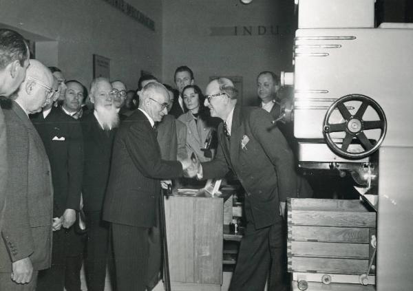 Fiera di Milano - Campionaria 1949 - Visita del presidente della Repubblica Luigi Einaudi in occasione della inaugurazione