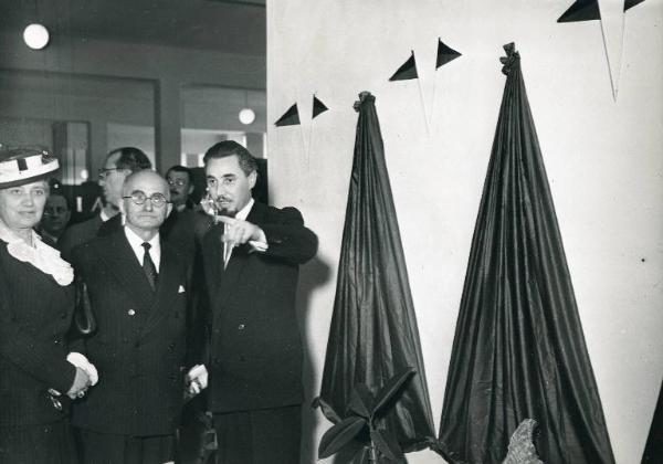 Fiera di Milano - Campionaria 1949 - Visita del presidente della Repubblica Luigi Einaudi in occasione della inaugurazione