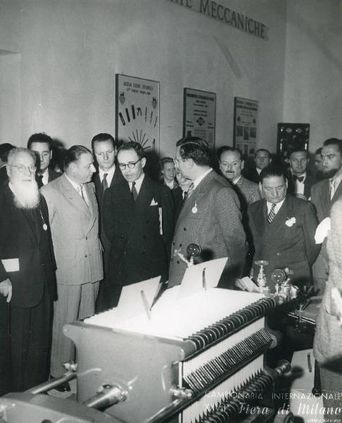 Fiera di Milano - Campionaria 1949 - Visita del ministro dell'industria francese Robert Lacoste e del sottosegretario Antoine Pinay