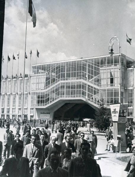 Fiera di Milano - Campionaria 1951 - Piazza Italia