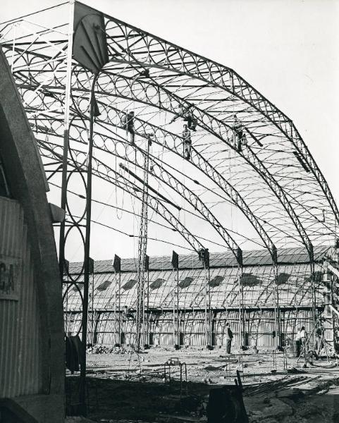 Fiera di Milano - Tettoia delle macchine agricole - Lavori di costruzione