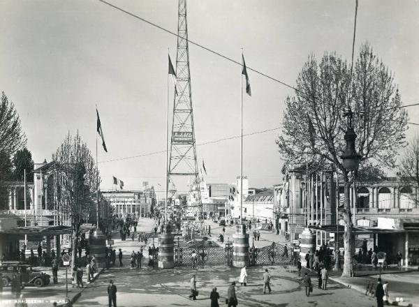 Fiera di Milano - Campionaria 1949 - Entrata di porta Domodossola