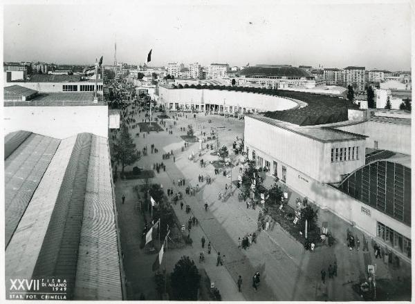 Fiera di Milano - Campionaria 1949 - Viale dell'industria - Veduta dall'alto