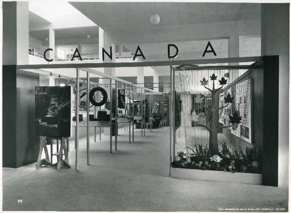 Fiera di Milano - Campionaria 1949 - Palazzo delle nazioni - Mostra ufficiale del Canada