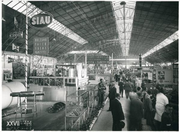 Fiera di Milano - Campionaria 1949 - Padiglione della metallurgia e siderurgia - Interno