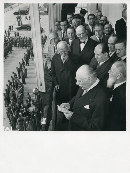 Fiera di Milano - Campionaria 1950 - Visita del presidente della Repubblica Luigi Einaudi in occasione della inaugurazione