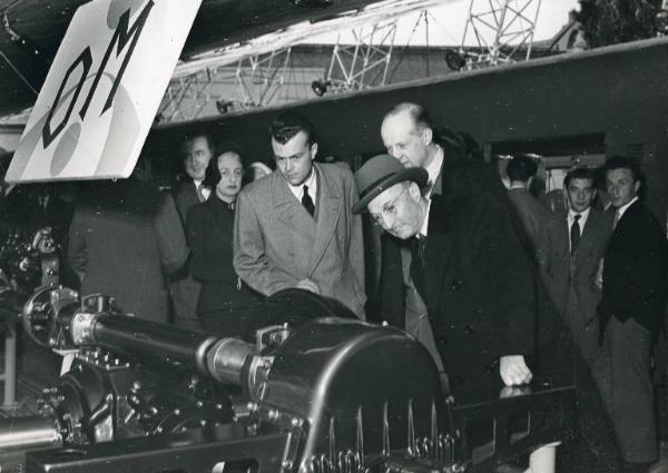 Fiera di Milano - Campionaria 1950 - Visita del ministro americano James Zellerbach, capo della Missione per l'Italia del piano Marshall