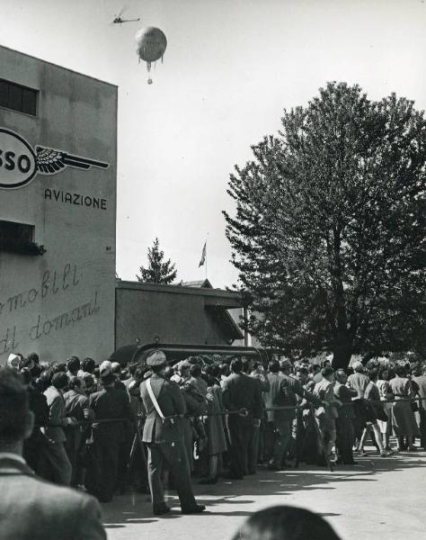 Fiera di Milano - Campionaria 1950 - Ascensione in pallone aerostatico