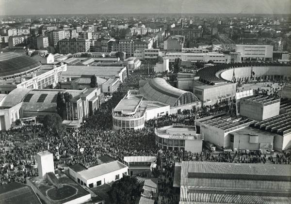 Fiera di Milano - Campionaria 1950 - Veduta panoramica dall'alto