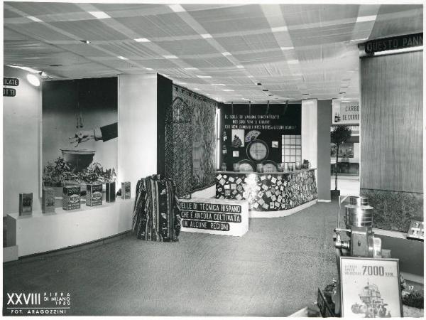 Fiera di Milano - Campionaria 1950 - Palazzo delle nazioni - Mostra ufficiale della Spagna