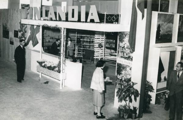 Fiera di Milano - Campionaria 1951 - Palazzo delle nazioni - Mostra ufficiale della Finlandia