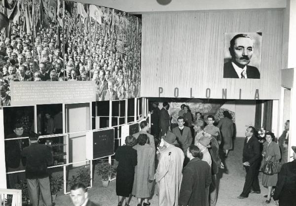 Fiera di Milano - Campionaria 1951 - Palazzo delle nazioni - Mostra ufficiale della Polonia