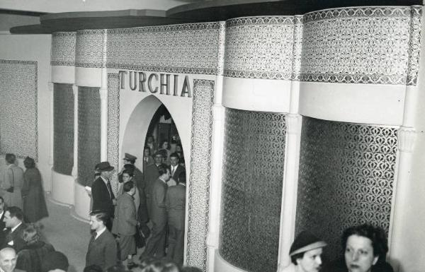 Fiera di Milano - Campionaria 1951 - Palazzo delle nazioni - Mostra ufficiale della Turchia