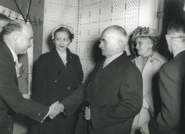 Fiera di Milano - Campionaria 1951 - Visita del presidente della Repubblica Luigi Einaudi in occasione della inaugurazione