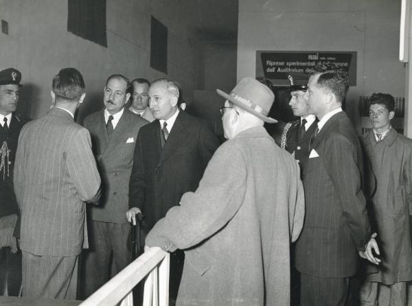 Fiera di Milano - Campionaria 1951 - Visita di personalità egiziane