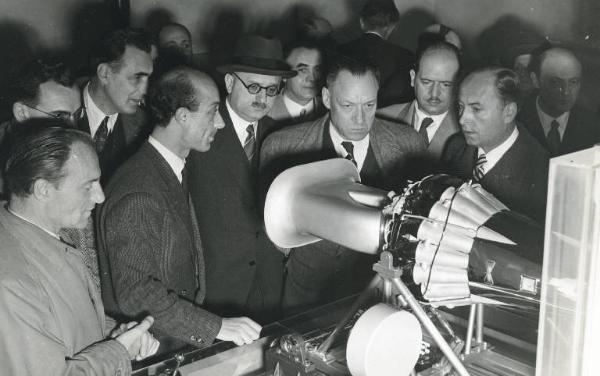 Fiera di Milano - Campionaria 1951 - Visita dei ministri francesi Jean-Marie Louvel e Jean Letourneau