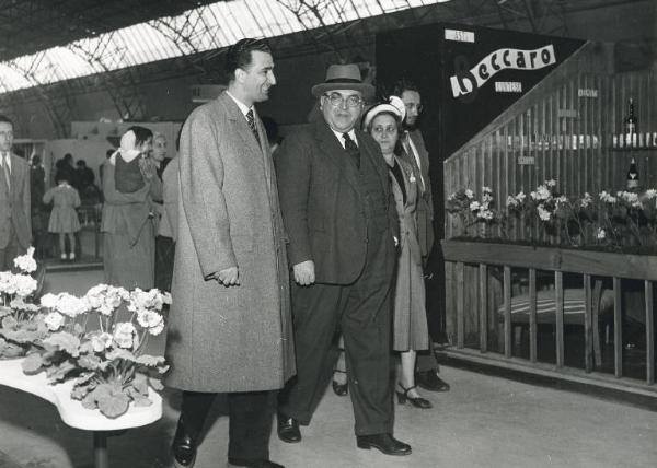 Fiera di Milano - Campionaria 1951 - Visita del sottosegretario di Stato Silvio Gava