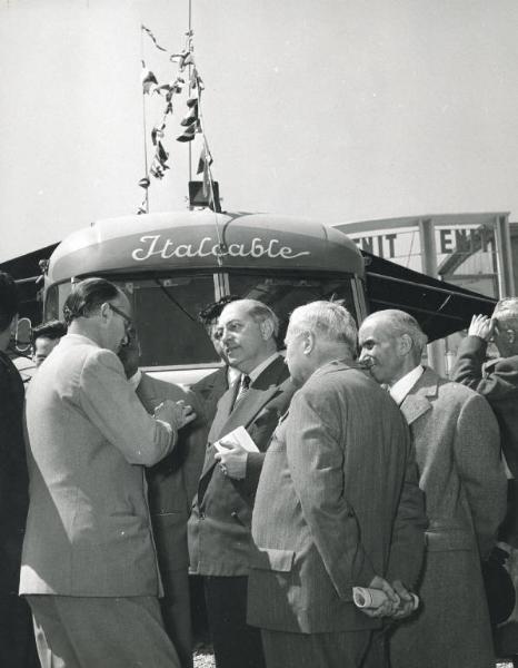 Fiera di Milano - Campionaria 1951 - Visita del ministro delle poste e telecomunicazioni Giuseppe Spataro