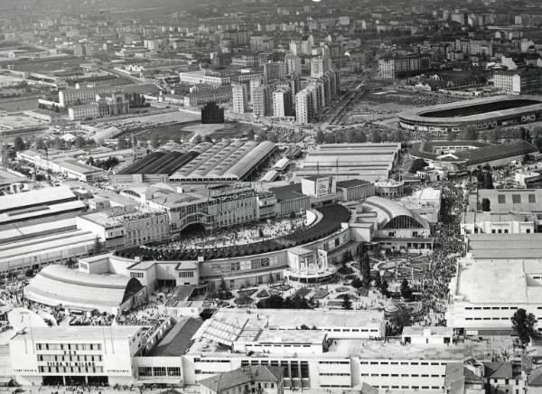 Fiera di Milano - Campionaria 1952 - Veduta panoramica dall'alto