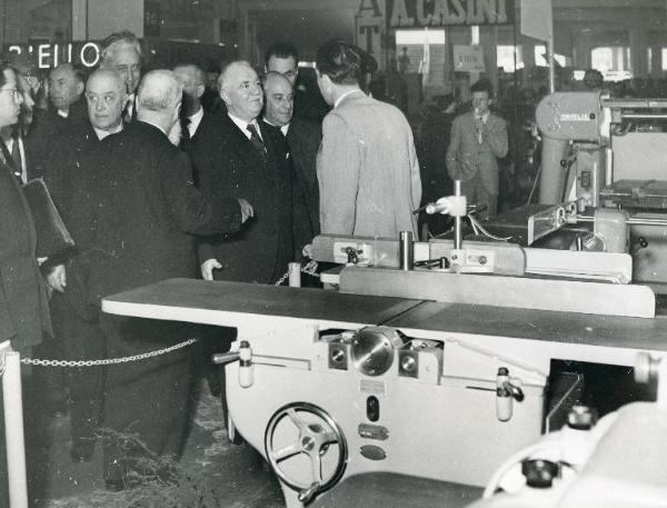 Fiera di Milano - Campionaria 1952 - Visita di personalità francesi in occasione della manifestazione d'amicizia italo-francese