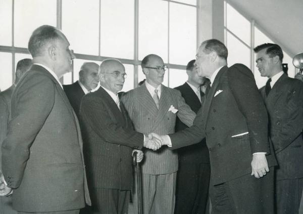 Fiera di Milano - Campionaria 1952 - Visita del presidente della Repubblica Luigi Einaudi