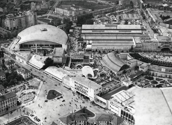 Fiera di Milano - Campionaria 1952 - Veduta panoramica dall'alto