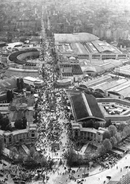 Fiera di Milano - Campionaria 1952 - Veduta dall'alto