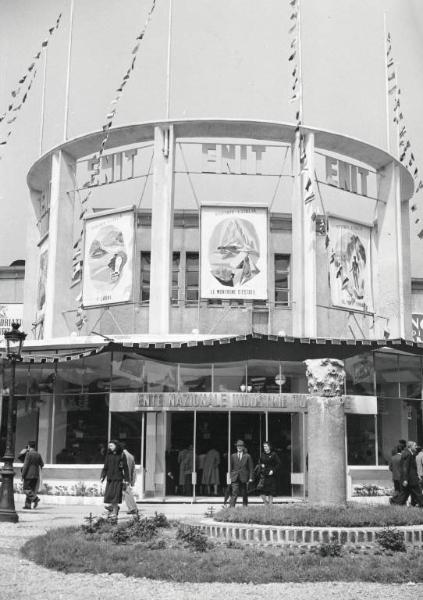 Fiera di Milano - Campionaria 1952 - Padiglione dell'ENIT (Ente nazionale industrie turistiche) - Veduta esterna