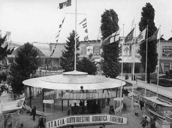 Fiera di Milano - Campionaria 1952 - Padiglione del Gruppo Finmare - Veduta esterna