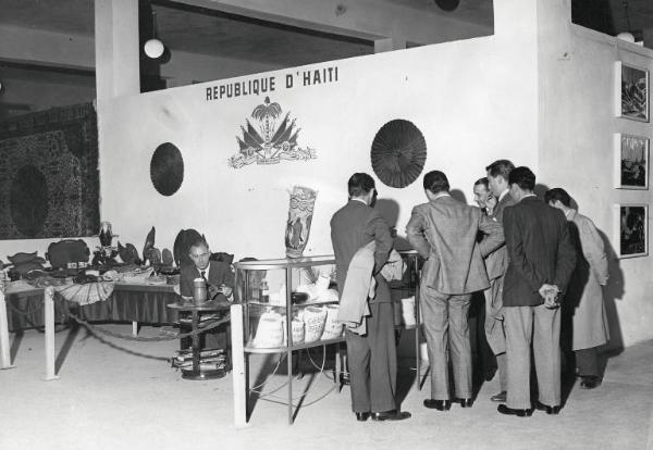 Fiera di Milano - Campionaria 1952 - Palazzo delle nazioni - Mostra ufficiale della Repubblica di Haiti