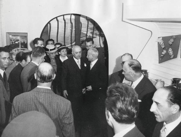 Fiera di Milano - Campionaria 1953 - Visita del presidente della Repubblica Luigi Einaudi in occasione della inaugurazione