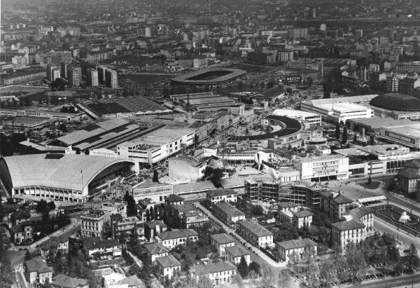 Fiera di Milano - Campionaria 1953 - Veduta panoramica dall'alto